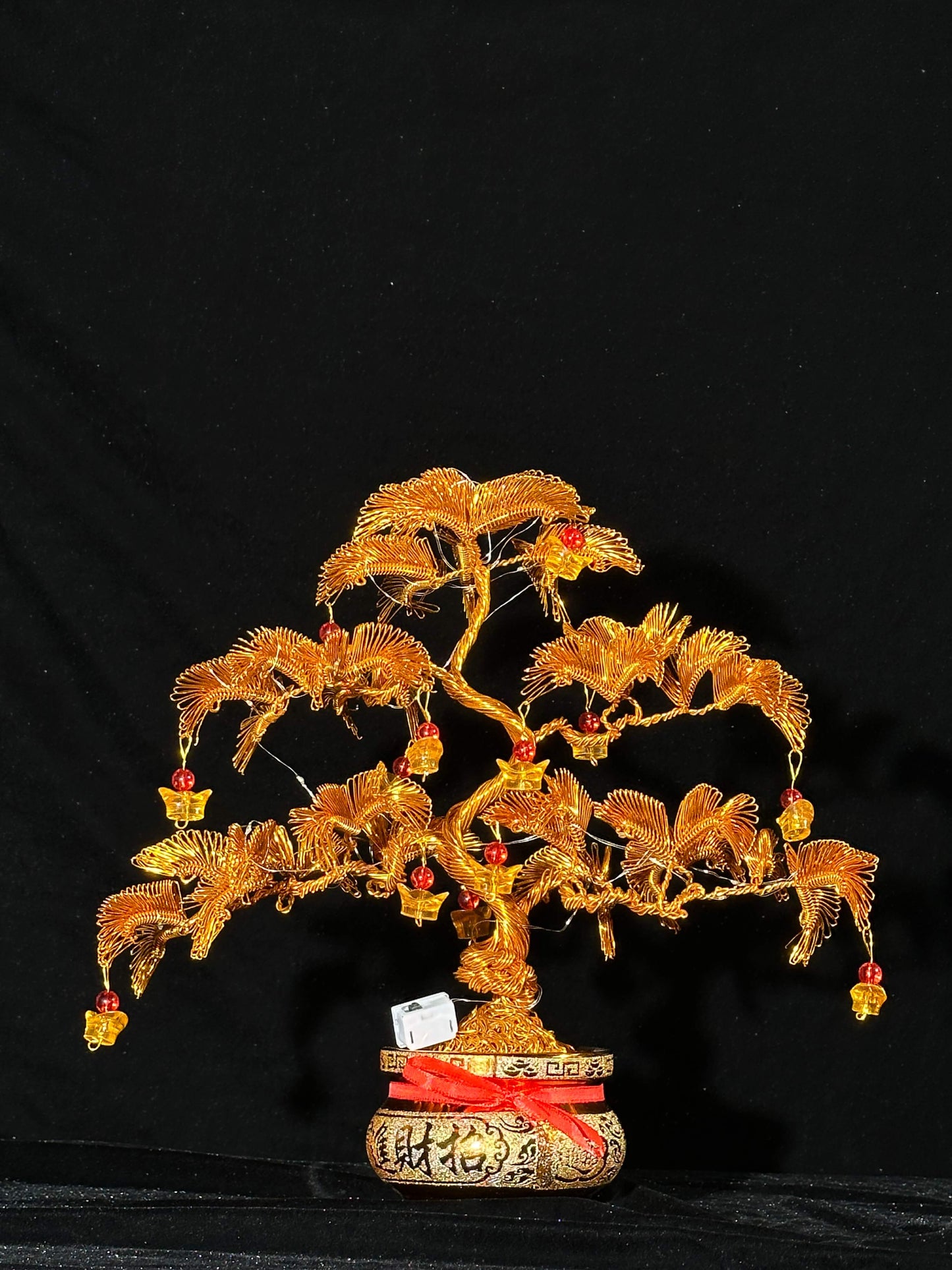 Golden Prosperity Bonsai – The Modern Alchemist's Treasure